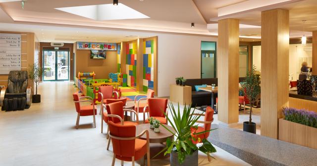 Hotel-Diamond-LOBBY-01
