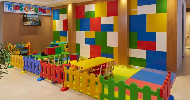 Hotel-Diamond-KIDS-CORNER-01