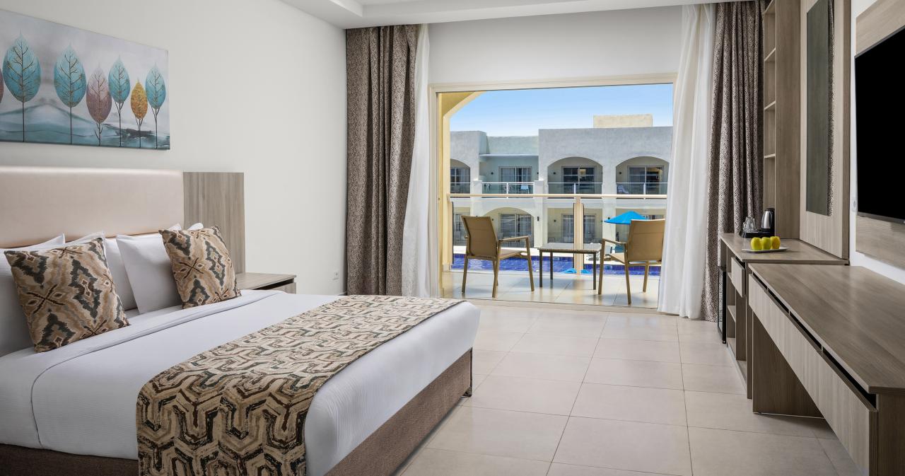 Albatros-Makadi-Resort-Family-Connecting-2025-01