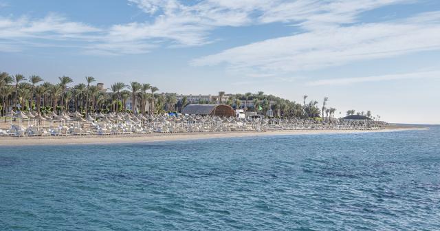 Flow-Spectrum-Resort-BEACH-03