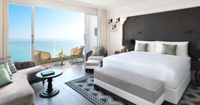 Hotel-Fairmont-Fujairah-ONE-BEDROOM-SUITE-01