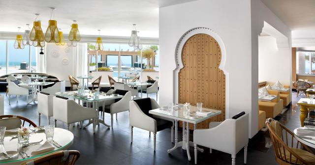 Hotel-Fairmont-Fujairah-ALL-DAY-DINING-01