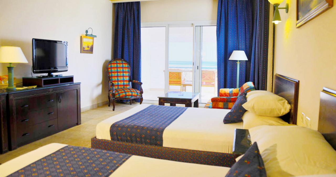 Lahami-Bay-Beach-Resort-ROOM