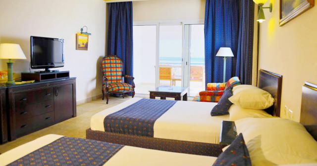 Lahami-Bay-Beach-Resort-ROOM
