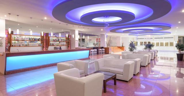 Oceanis-Beach-LOBBY-BAR-01