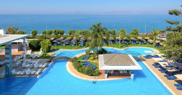Oceanis-Beach-POOL-OVERVIEW-01