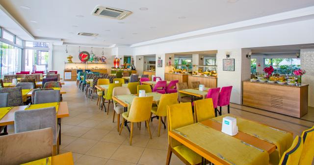 Bitez-Garden-Life-RESTAURANT