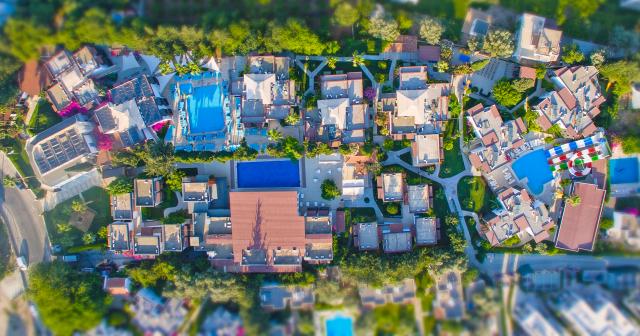 Bitez-Garden-Life-OVERVIEW-01