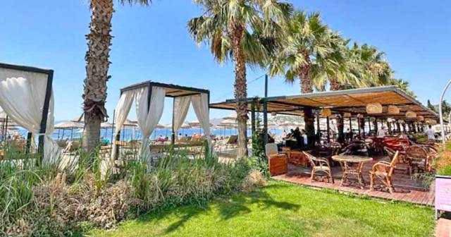 Ambrosia-Beach-Spa-BEACH-BAR