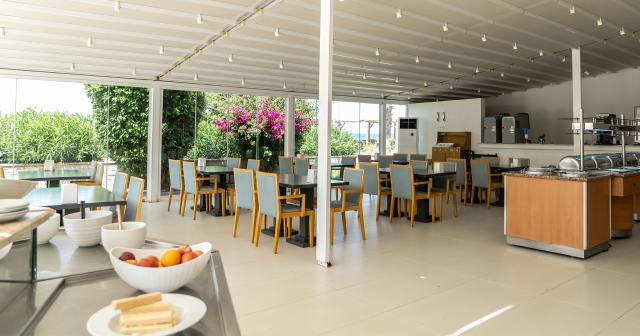 Dragut-Point-North-RESTAURANT-01