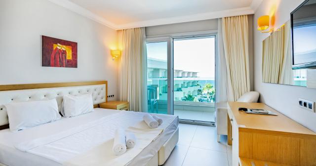 Dragut-Point-South-ROOM-01