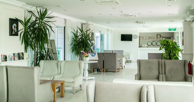 Dragut-Point-South-LOBBY
