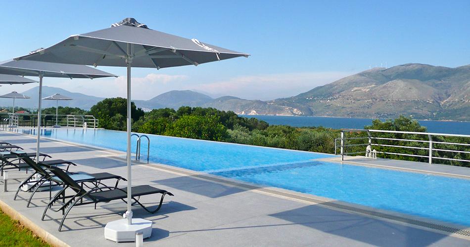 Phaedra-Suites-POOL3