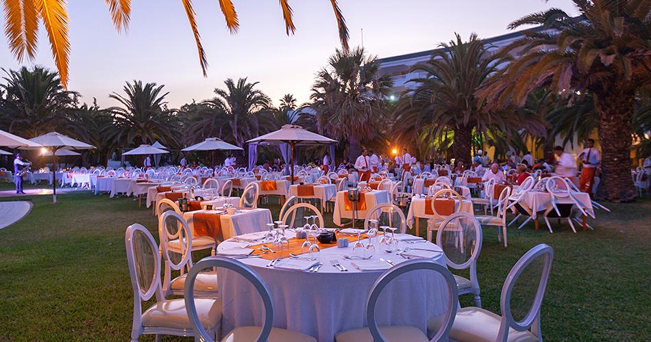 Blue-Oceana-Suite-RESTAURANT-2021-03