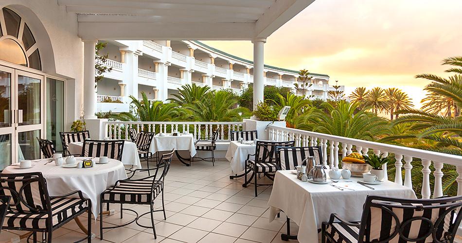 Blue-Oceana-Suite-RESTAURANT-2021-04