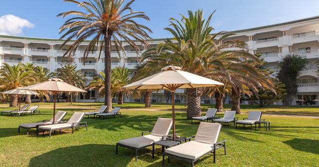 Blue-Oceana-Suite-GARDEN-2021-02
