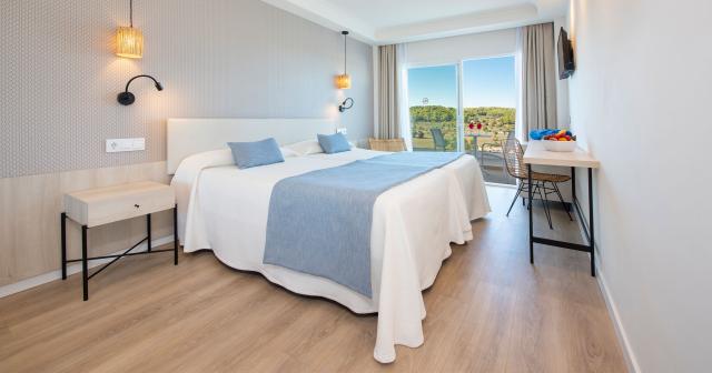 Hsm-Atlantic-Park-SUPERIOR-DOUBLE-ROOM