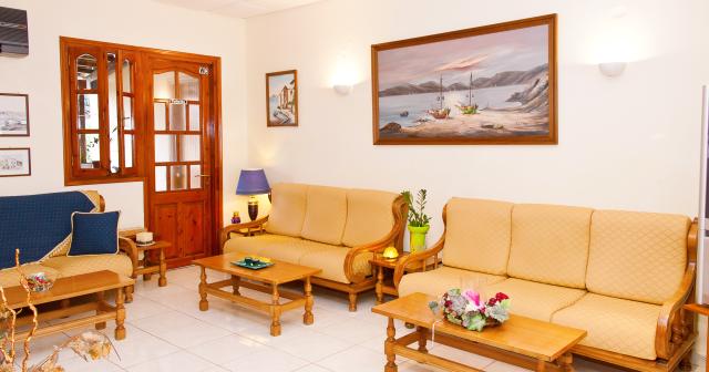 Aparthotel-Anadiomeni-Apartments-LOBBY