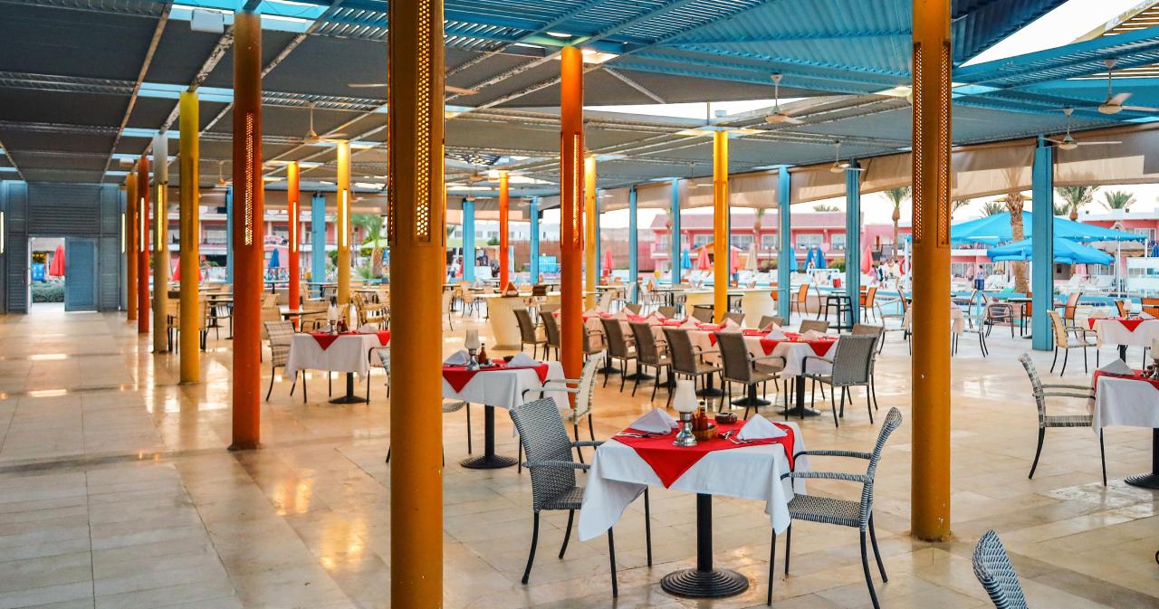 Mg-Alexander-The-Great-RESTAURANT-01