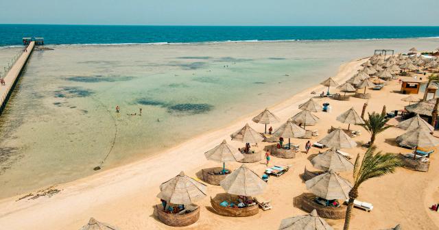 Mg-Alexander-The-Great-BEACH-01