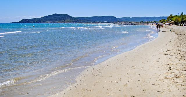 Utopia-BEACH-2