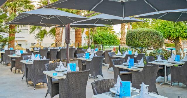 Nozha-Beach-Resort-Spa-RESTAURANT-01