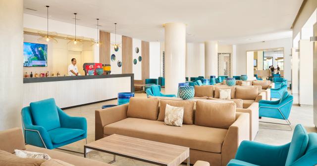 Nozha-Beach-Resort-Spa-LOBBY-BAR