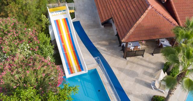 Mg-Club-Akman-Beach-POOL-02