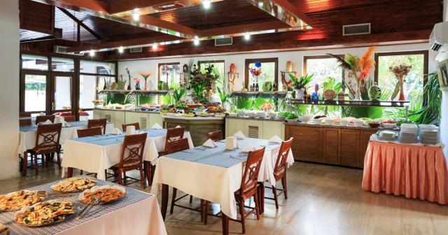 Mg-Club-Akman-Beach-RESTAURANT-BUFFET