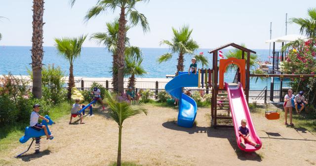 Mg-Club-Akman-Beach-PLAYGROUND