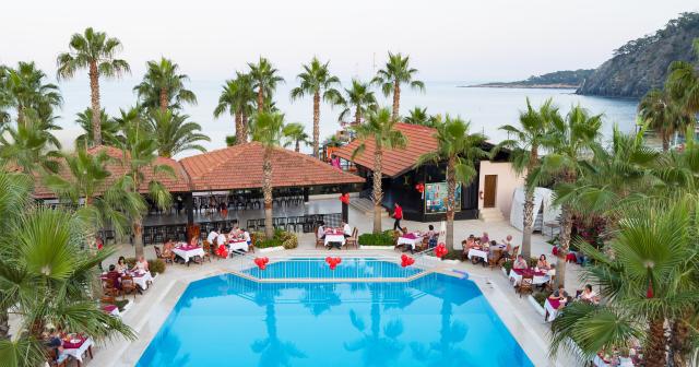 Mg-Club-Akman-Beach-POOL-01