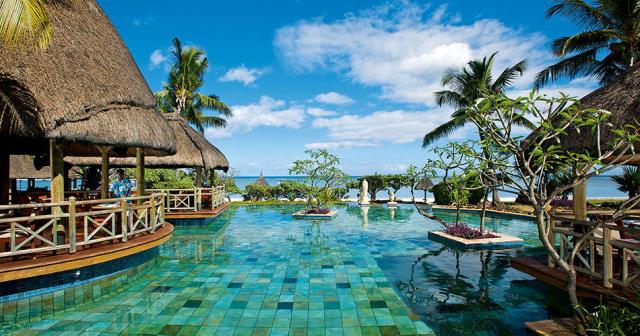 La-Pirogue-A-Sun-Resort-POOL