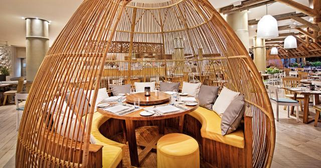 La-Pirogue-A-Sun-Resort-RESTAURANT-2023