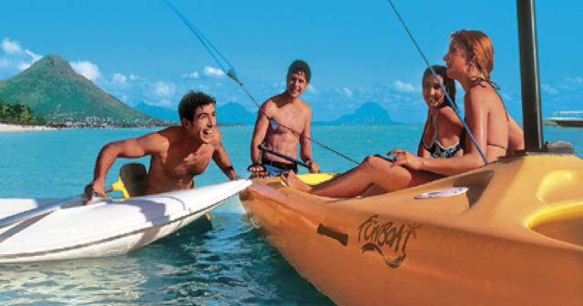 La-Pirogue-Resort-and-Spa-WATER-ACTIVITIES