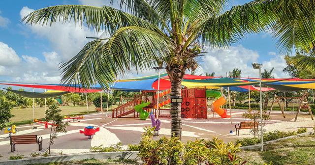 Maritim-Crystals-Beach-KIDS-PLAYGROUND
