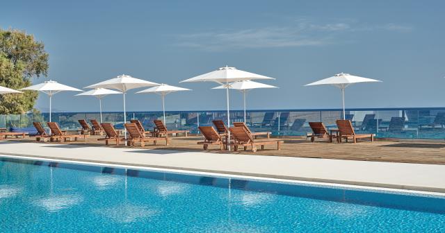 Cavo-Oriente-Beach-POOL