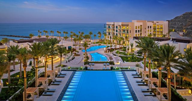 Address-Beach-Resort-Fujairah-NIGHT-VIEW-2025