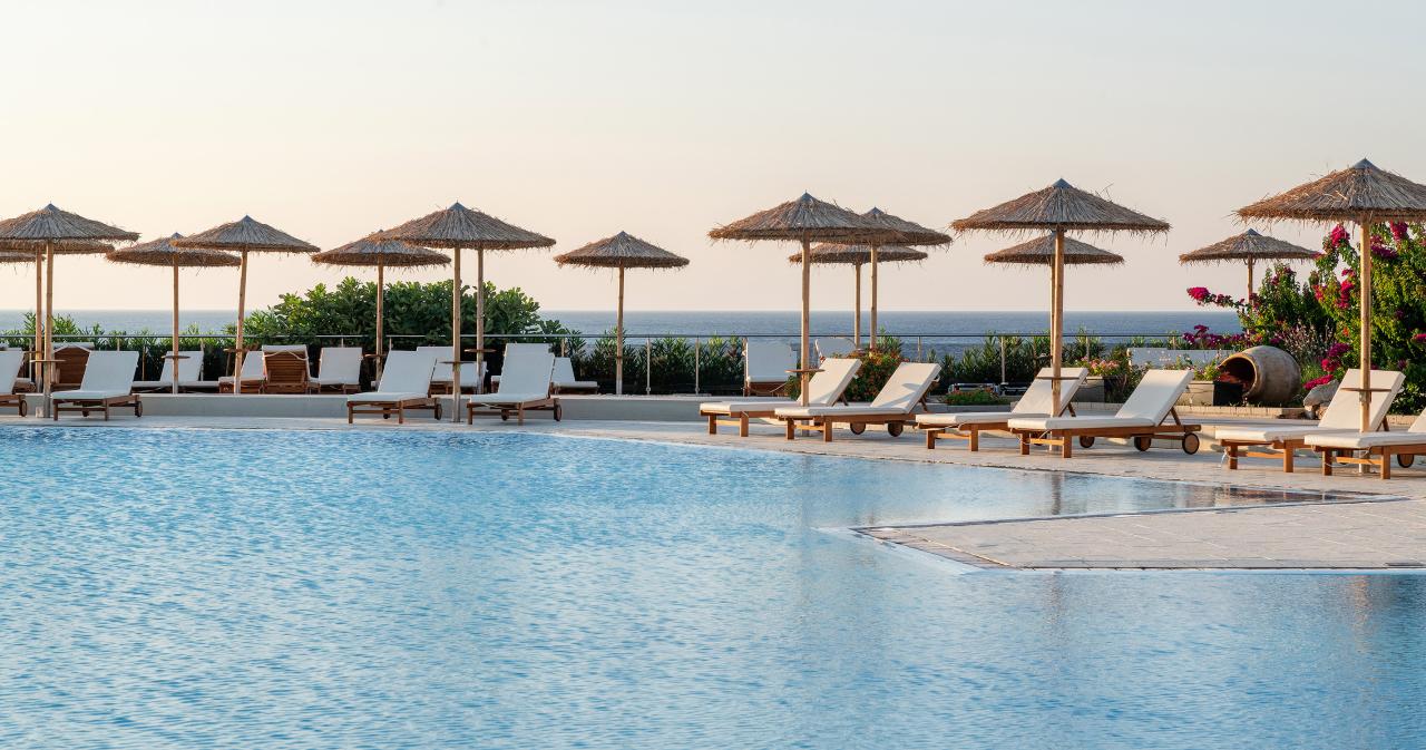 Paralos-Rodos-Life-Style-POOL-2025-05