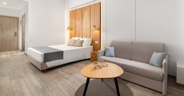 Paralos-Rodos-Lifestyle-SUPERIOR-ROOM-2025-02