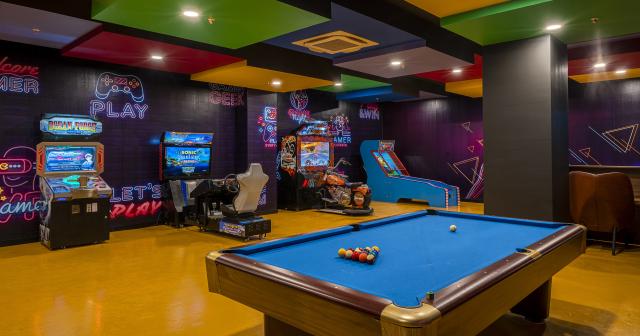 Arnor-Deluxe-Hotel-and-Spa-GAME-CENTER