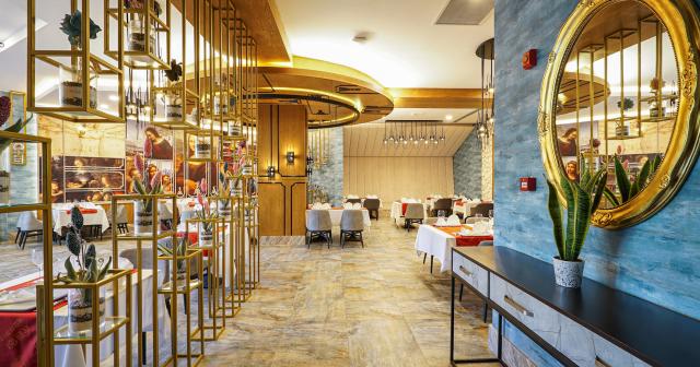 Arnor-Deluxe-Hotel-and-Spa-RESTAURANT-03