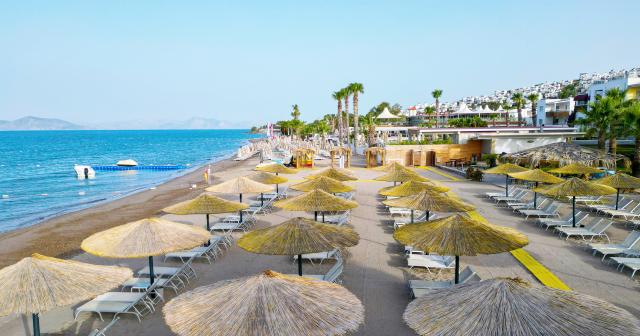 Charm-Beach-BEACH