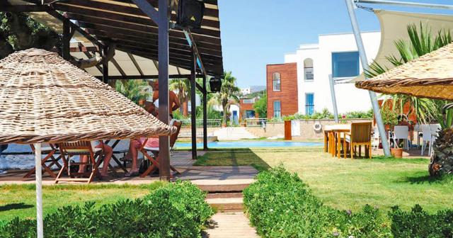 Costa-Luvi-GARDEN-02