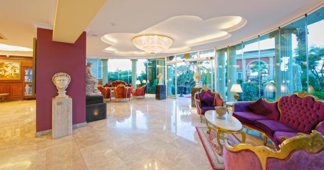 Antique-Roman-Palace-Museum-Hotel-LOBBY-02