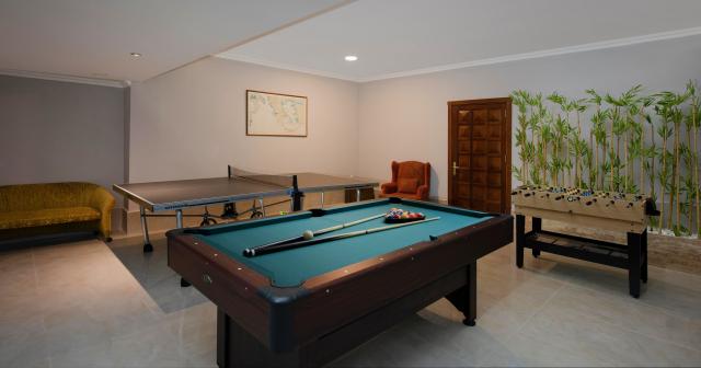 Antique-Roman-Palace-Museum-Hotel-GAME-ROOM