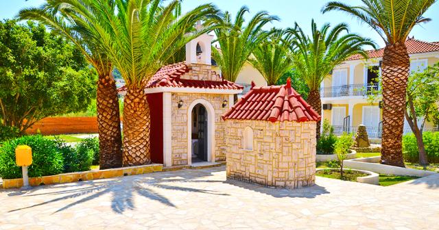 Sunny-Garden-CHAPEL
