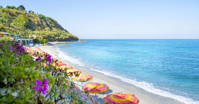 Villaggio-Stromboli-2025-BEACH