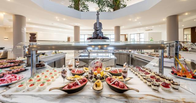 Athina-Palace-Resort-and-Spa-FOOD-01