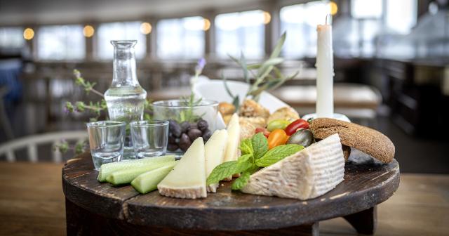 Athina-Palace-Resort-and-Spa-FOOD-04