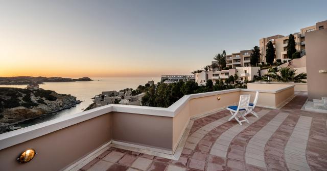 Athina-Palace-Resort-and-Spa-OVERVIEW-3